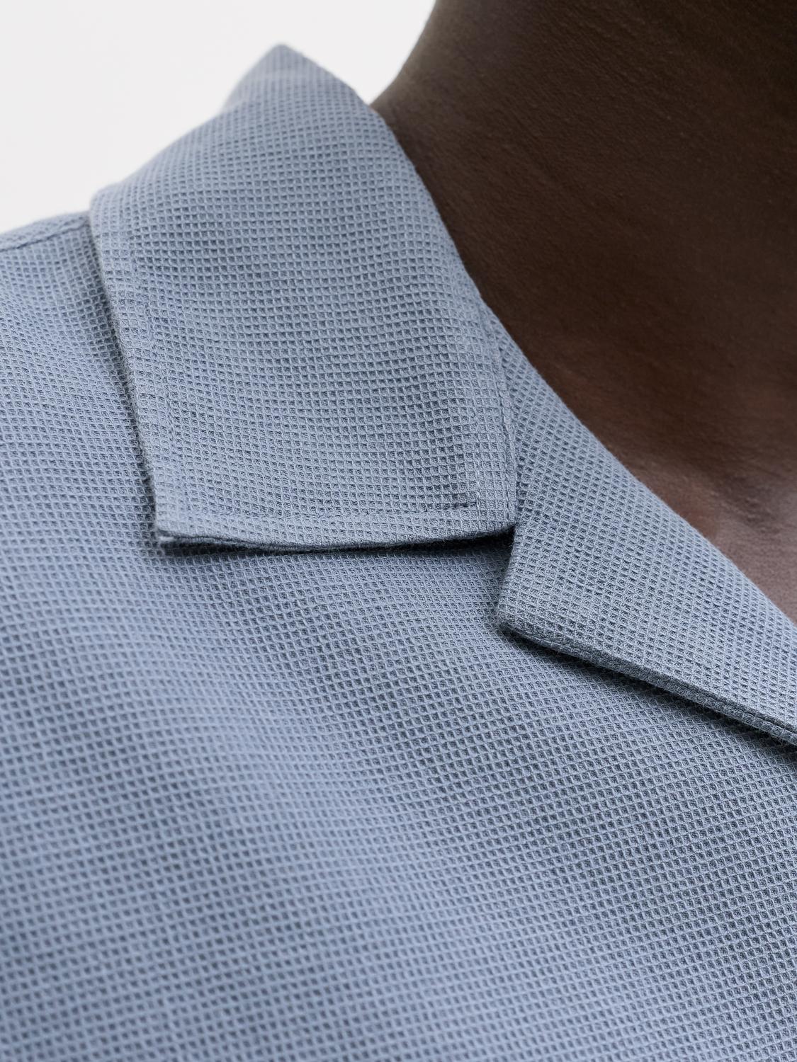 model_shot-detail